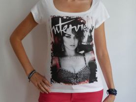 Katy Perry: pretty t-shirt, celebrity picture