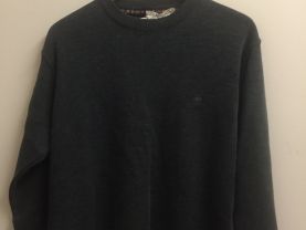 3. Men vintage dark gray Round Neck Merino Wool  size M  Sweater 