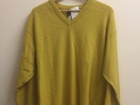 5.  Size M Yellow Men Unworn New Vintage Sweater